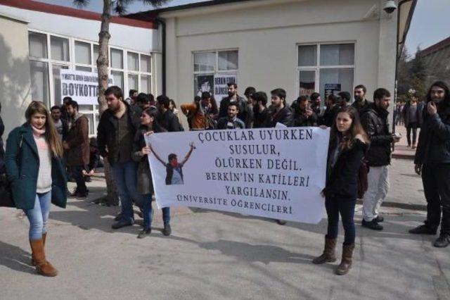 Anadolu &Uuml;niversitesi nde Berkin Elvan Eylemi 2