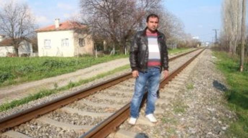 Sude&rsquo;nin Yakınları Gen&ccedil; Kızın Kazaen &Ouml;ld&uuml;ğ&uuml;n&uuml; İddia Etti