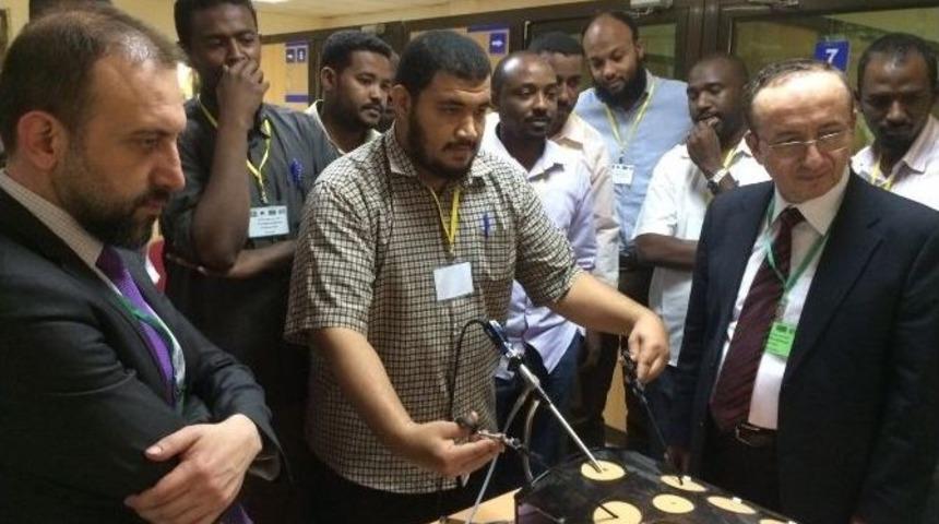 Sudan&rsquo;da Uluslararası Uygulamalı Laparoskopi Kursu