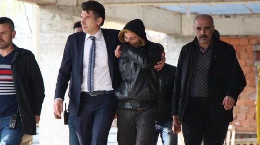 Eşi Evi Terk Edince Intihara Kalkıştı