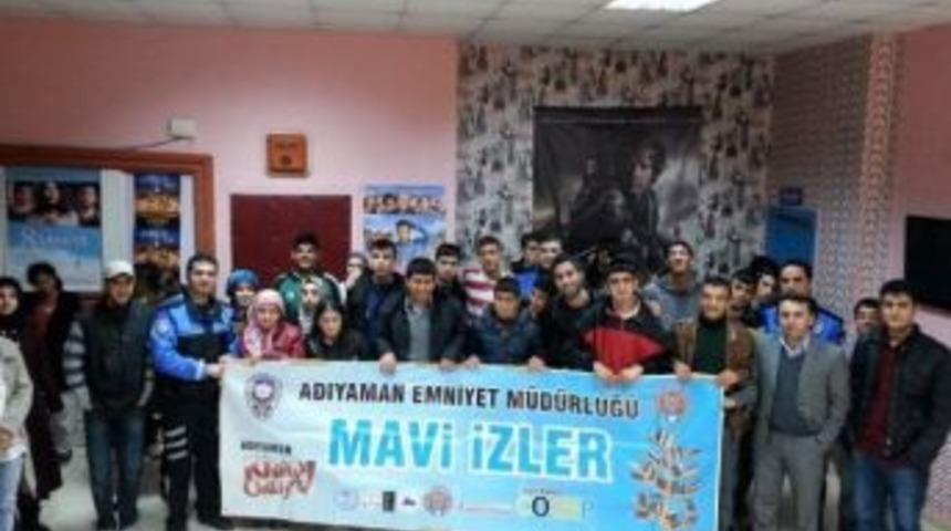 Emniyet&rsquo;ten &Ouml;ğrencilere Sinema G&ouml;sterimi