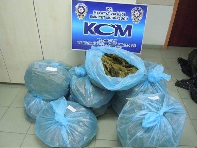 Malatya&rsquo;da 52 Kilo Uyuşturucu Ele Ge&ccedil;irildi 1