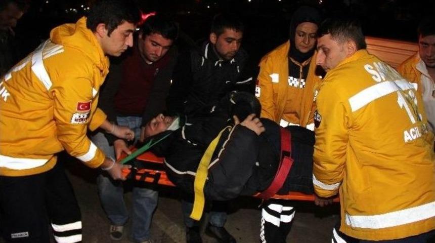 Motosiklet İle Mıcır Yığına &Ccedil;aptı: 1 Yaralı