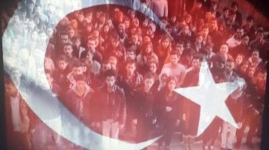 Ahi Evranlı Gen&ccedil;ler İstiklal Marşını Okudu Okuttu