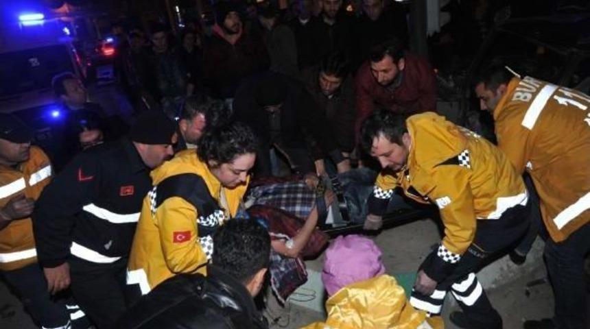 19 Yaşındaki B&uuml;şra Kazada &Ouml;ld&uuml;