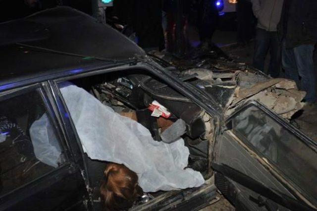 19 Yaşındaki B&uuml;şra Kazada &Ouml;ld&uuml; 2