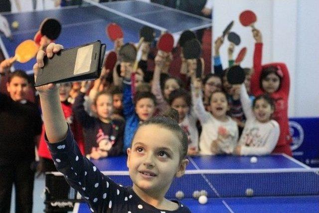 &ldquo;&ccedil;ek Bi Sporfi&rdquo; G&ouml;nder 1