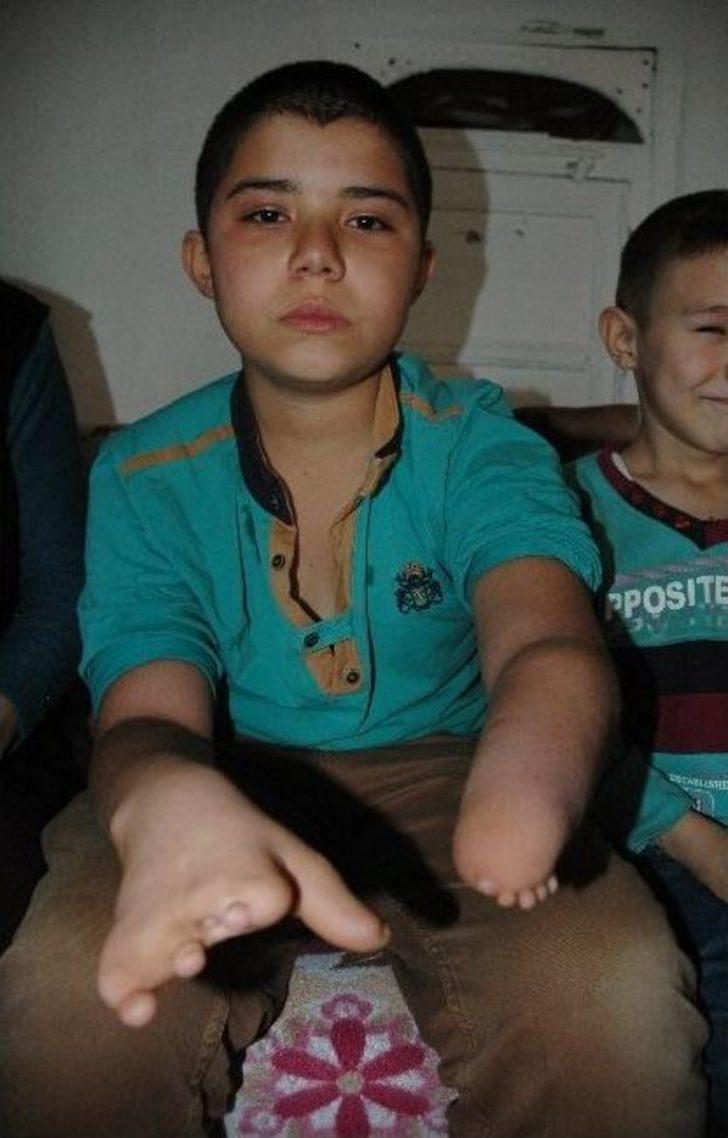 Annenin Elleri Olmayan Oğlu İçin Feryadı G5