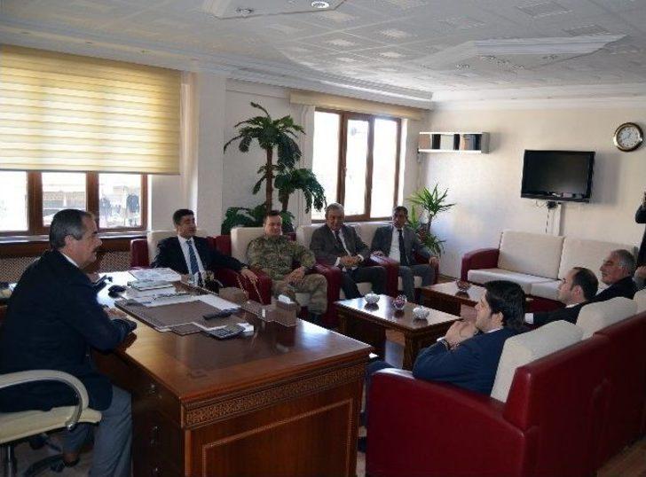 Adilcevaz’da ‘devlet Yönetimi Ve Protokol’ Semineri G3