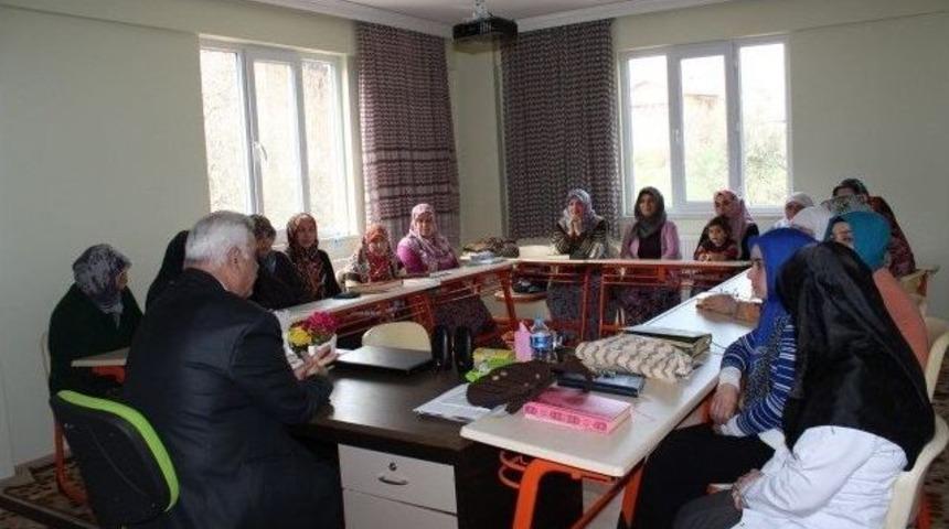 İl M&uuml;ft&uuml;s&uuml;nden Belde Kur&rsquo;an Kurslarına Ziyaret