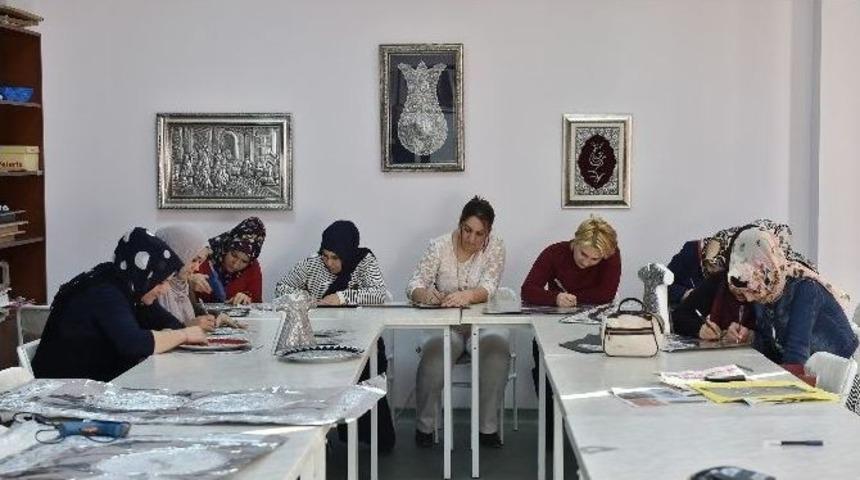 Al&uuml;minyuma İşlenen Sanat