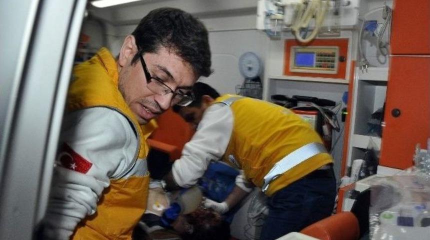 K&uuml;tahya&rsquo;da Trafik Kazası: 1 &Ouml;l&uuml;, 1 Yaralı