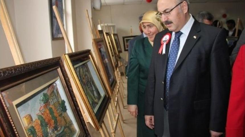 Kursiyerler Emeklerini Sergiledi