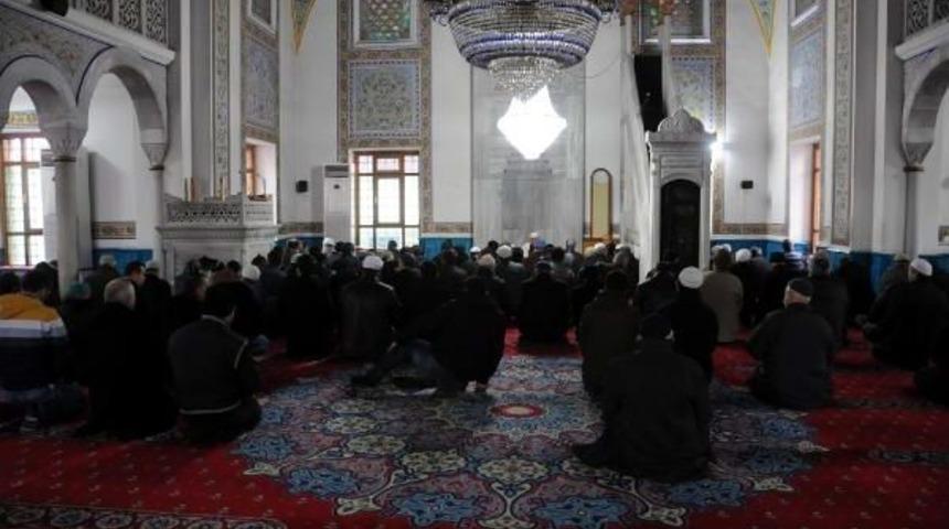 Kozlu'da Camilerde 'cemaat Formu' Uygulaması