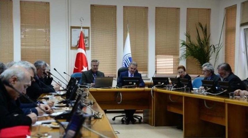 Sa&uuml; M&uuml;dek Akreditasyonu İ&ccedil;in Değerlendiriliyor