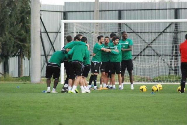 Akhisar Belediyespor'da Neşeli Günler