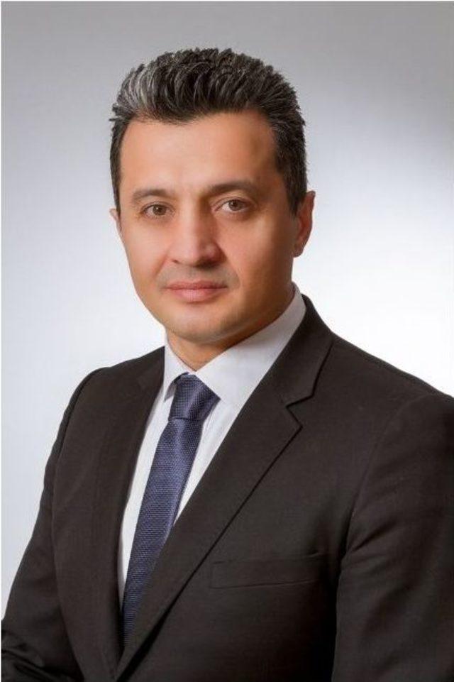 Hakan Kalkan&rsquo;ın İstiklal Marşı Twit&rsquo;i Tt Oldu 2