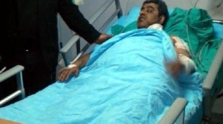 Hastanede Eşine Şiddet Uygulayan Koca, Engel Olmak Isteyen Doktoru Bı&ccedil;akladı