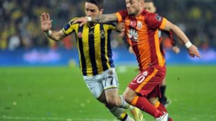 Sneıjder Fenerbah&ccedil;e&rsquo;ye Attığı O Golleri Unutamıyor