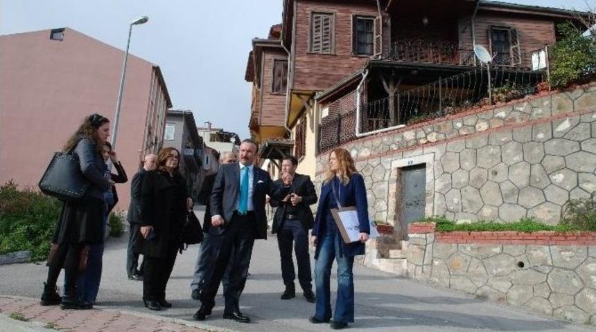 İzmit&rsquo;te Hedef, Safranbolu&rsquo;yu Aratmayacak Turizm İlgisi