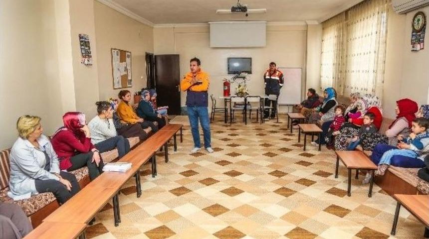 Şehitkamilli Hanımlara Doğal Afet Semineri
