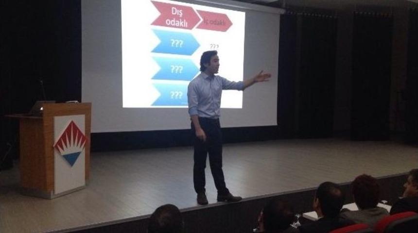 Bah&ccedil;eşehir&rsquo;de &lsquo;eğitimde Doğru Bildiğimiz Yanlışlar&rsquo; Semineri