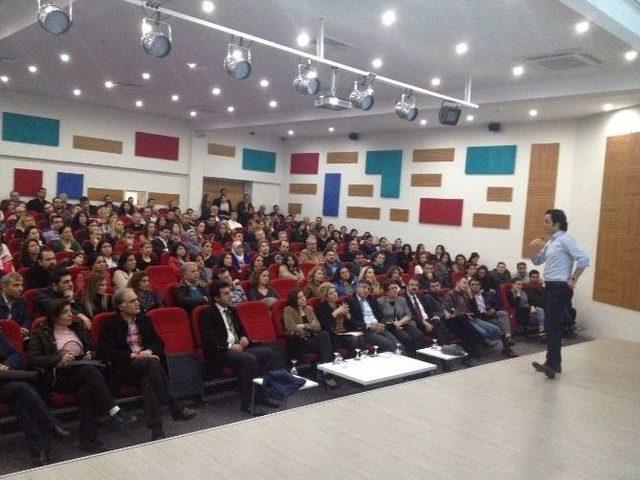 Bahçeşehir’de ‘eğitimde Doğru Bildiğimiz Yanlışlar’ Semineri 1