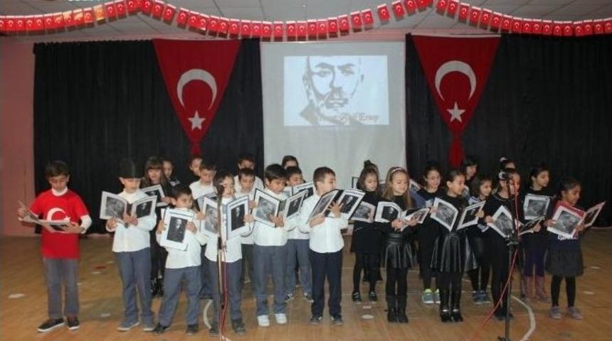 İstiklal Marşı&rsquo;nın Kabul&uuml; &Ccedil;ınarcık&rsquo;ta Kutlandı