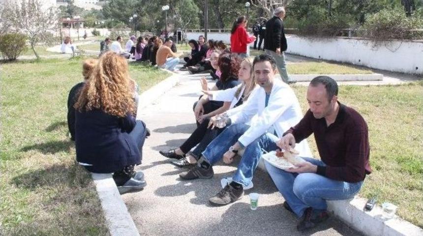 Kumluca&rsquo;da 14 Mart Tıp Bayramını Kutladı