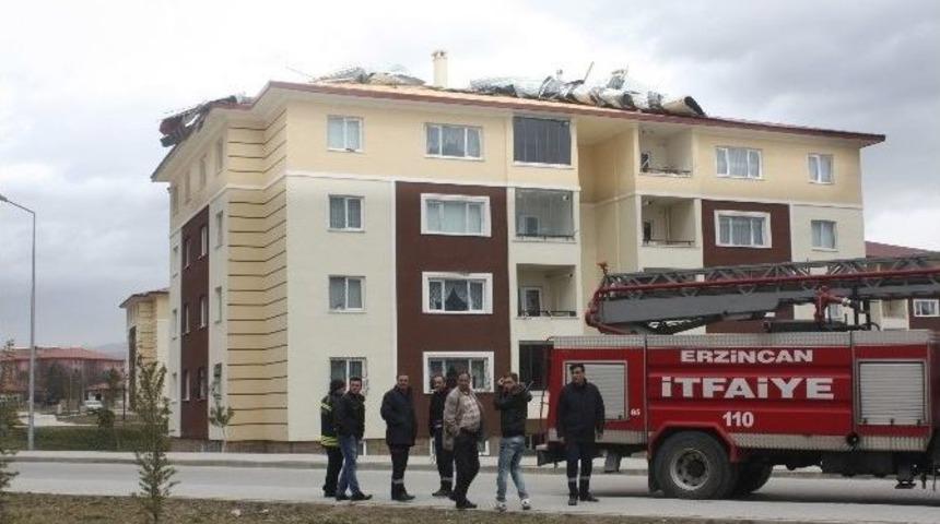 Erzincan&rsquo;da Fırtına &Ccedil;atıları U&ccedil;urdu