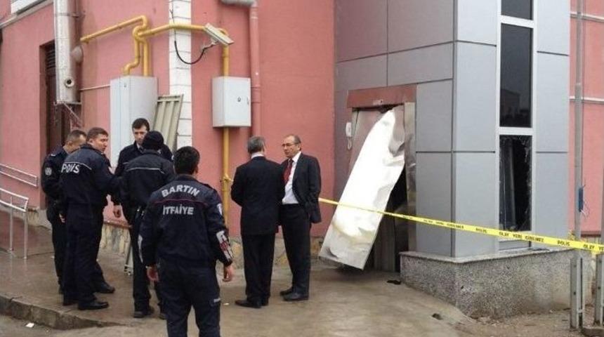 Bartın&rsquo;da Asans&ouml;r Kazası: 1 Yaralı