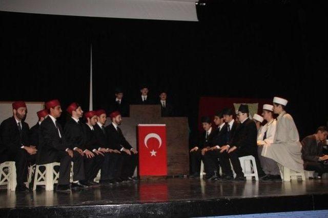 İstiklal Marşı’nın Kabulü Ve Mehmet Akif Ersoy’u Anma Programı Düzenlendi