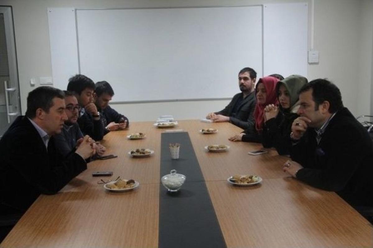 Milletvekili Aday Adayı Kemal &Ouml;zt&uuml;rk Ortadoğu Araştırma Merkezini Ziyaret Etti