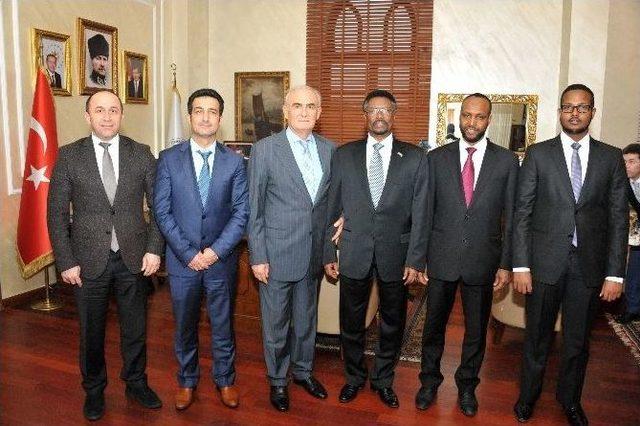 Somali Ankara Büyükelçisi Sheikh, Başkan Yılmaz’ı Ziyaret Etti