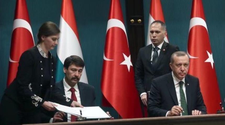 Cumhurbaşkanı Erdoğan: (Merkez Bankası Başkanı Ile Faiz Tartışması) Sonunu Tatlıya Bağladık