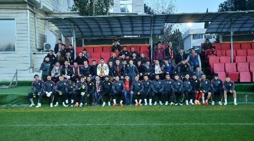 Galatasaray'da Hakan Balta Takımla Birlikte &Ccedil;alıştı
