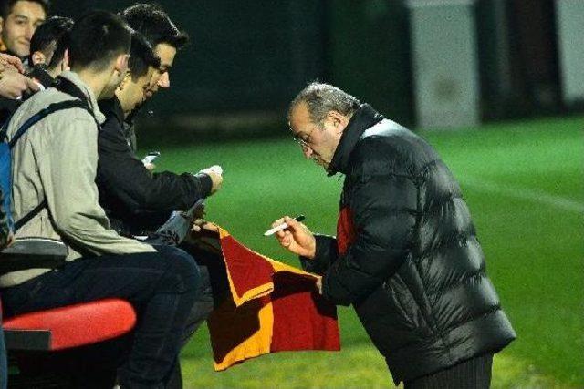 Galatasaray da Hakan Balta Takımla Birlikte &Ccedil;alıştı 2