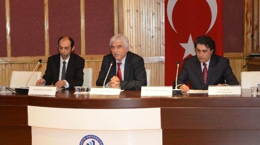 B&uuml;&rsquo;deki &lsquo;istiklal Marşı Piyesi&rsquo; G&ouml;z Doldurdu