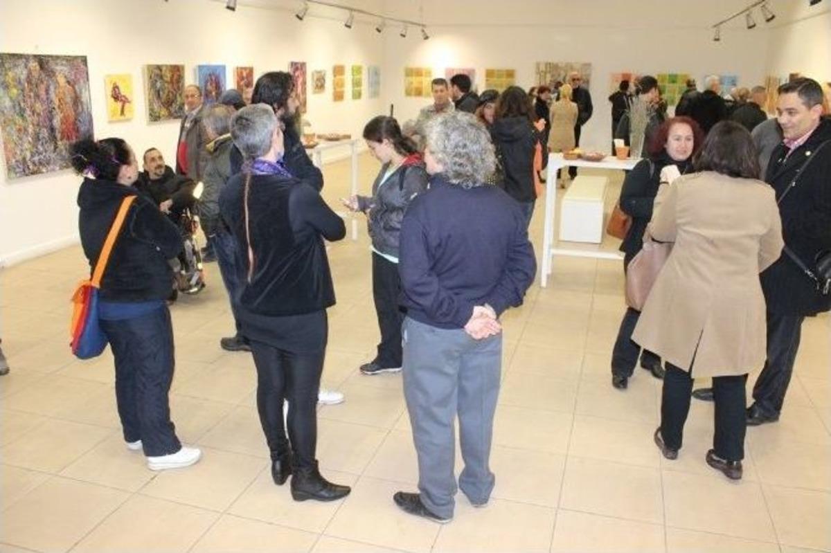 Ayvalık Belediyesi Karma Resim Sergisine Ev Sahipliği Yaptı