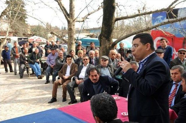 Başkan T&uuml;t&uuml;nc&uuml; Kızıllı&rsquo;da Vatandaşlarla Bir Araya Geldi 1