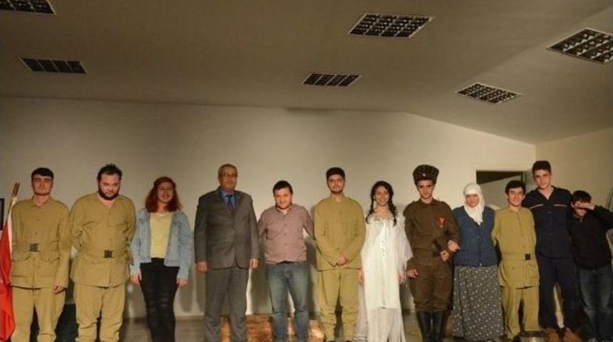 &Ccedil;ameli&rsquo;de &Ccedil;anakkale Zaferi Tiyatroyla Anlatıldı