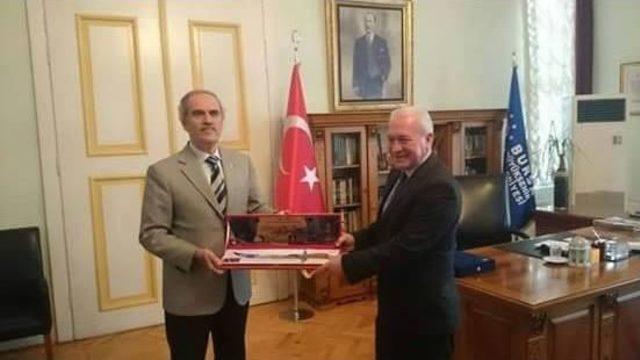 Lapseki Belediyesi Uedaş Genel M&uuml;d&uuml;rl&uuml;ğ&uuml; İle R&uuml;zgar G&uuml;l&uuml; Protokol&uuml; İmzaladı 1