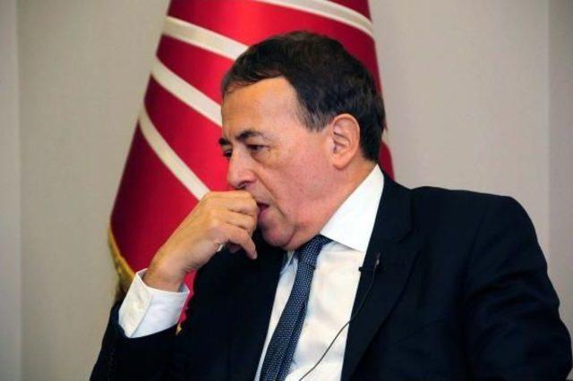 Lois Ayala Chp İstanbul un  perşembe Sohbetleri nin Konuğu Oldu 3