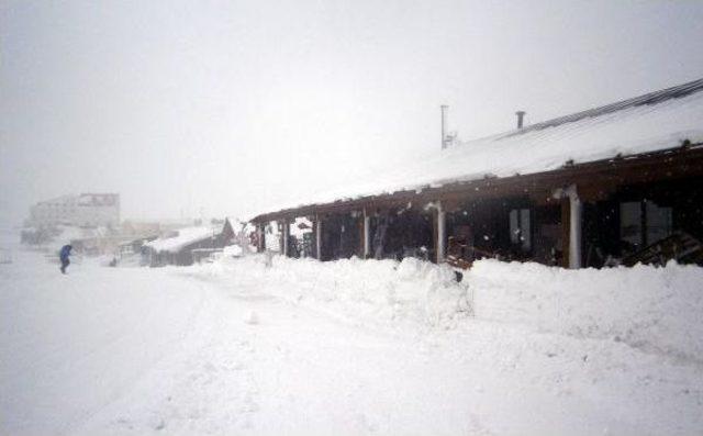 Erciyes&rsquo;Te Kayak Sezonu Uzadı 1