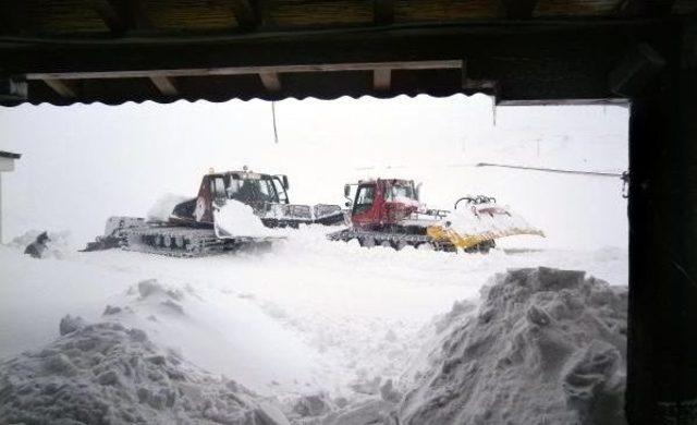 Erciyes&rsquo;Te Kayak Sezonu Uzadı 3