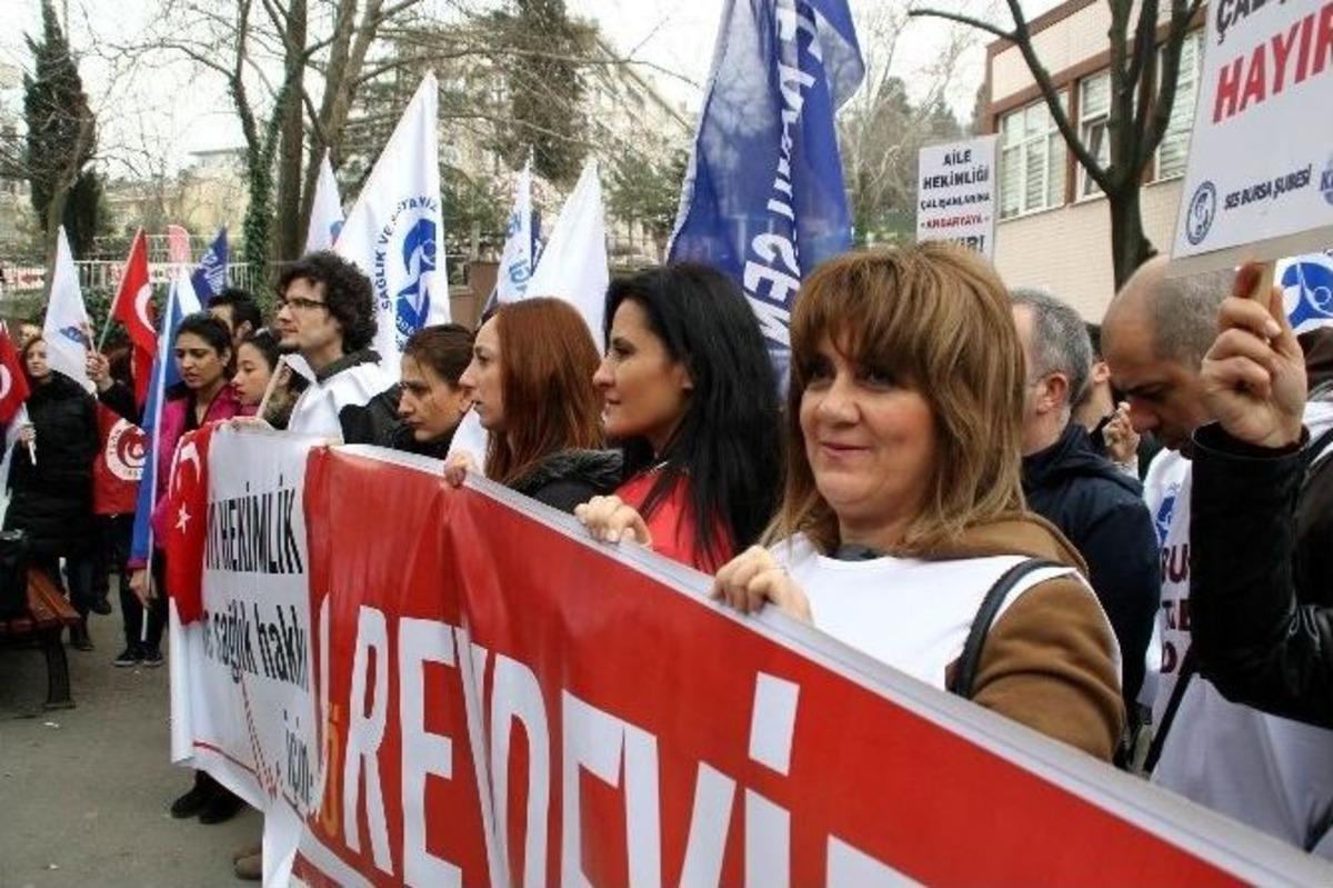 İş Bırakan Sağlık Personeline Hastalardan Tepki