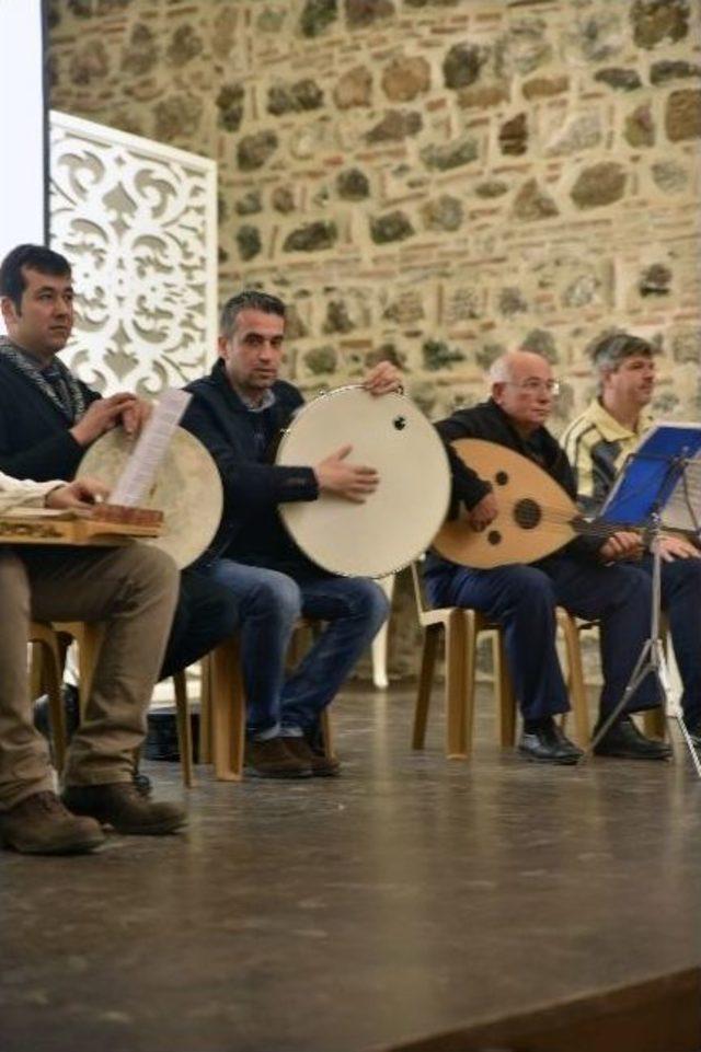 Şehzadeler Korosu Çalışmalarına Tarihi Bedesten’de Başladı