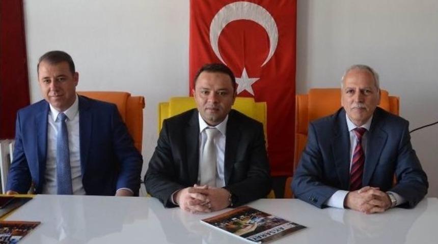 Ak Parti&rsquo;den Aksaray Gazeteciler Cemiyeti&rsquo;ne Ziyaret
