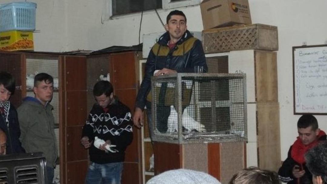 Kahvehanede G&uuml;vercin Mezadı