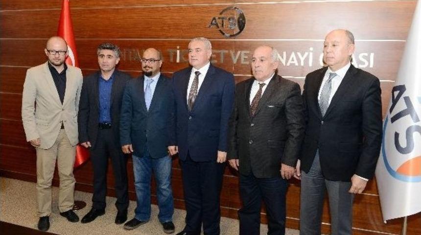 D&uuml;nyaca &Uuml;nl&uuml; 60 Fotoğraf Sanat&ccedil;ısı Antalya&rsquo;da Buluşuyor